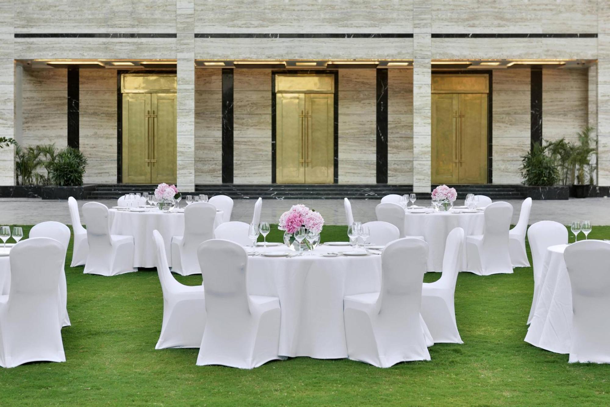 Renaissance Lucknow Hotel, Gomti Nagar Eksteriør billede