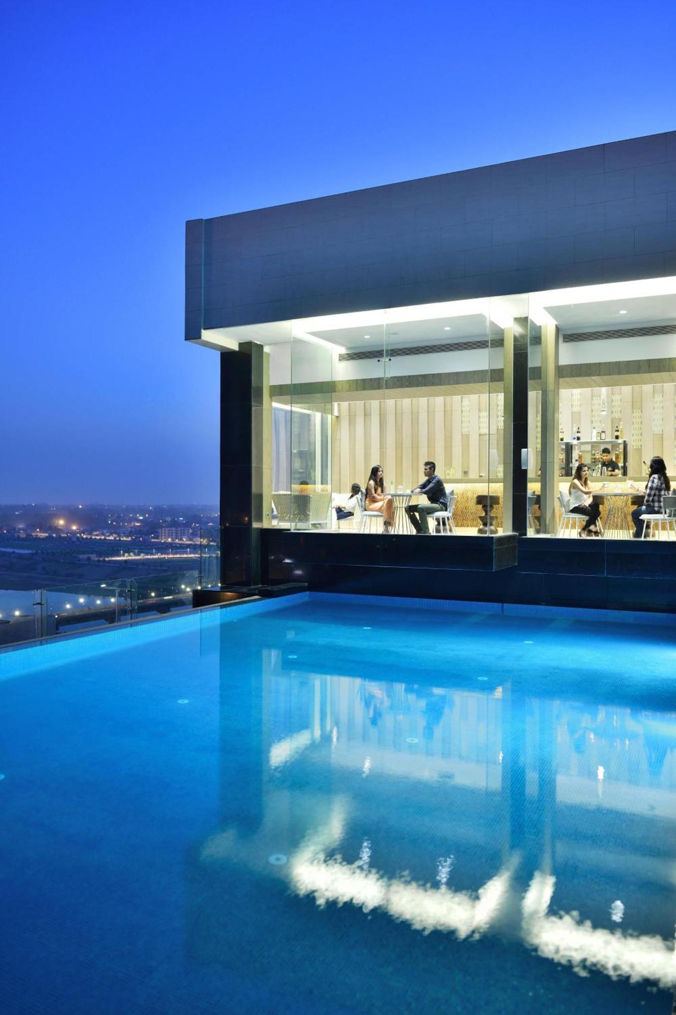 Renaissance Lucknow Hotel, Gomti Nagar Eksteriør billede