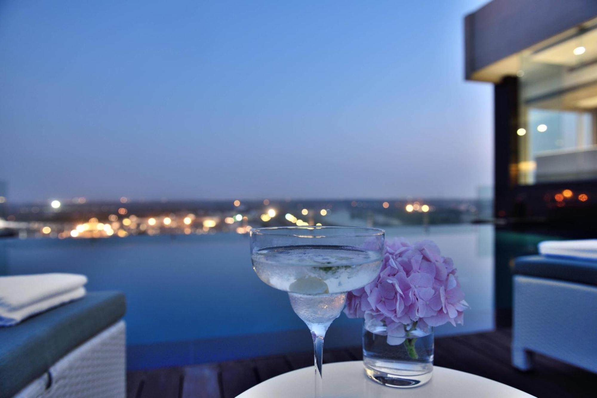 Renaissance Lucknow Hotel, Gomti Nagar Eksteriør billede