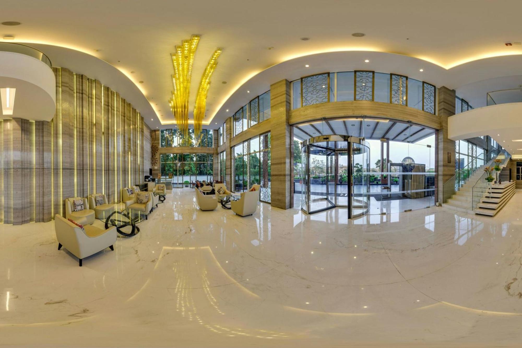 Renaissance Lucknow Hotel, Gomti Nagar Eksteriør billede