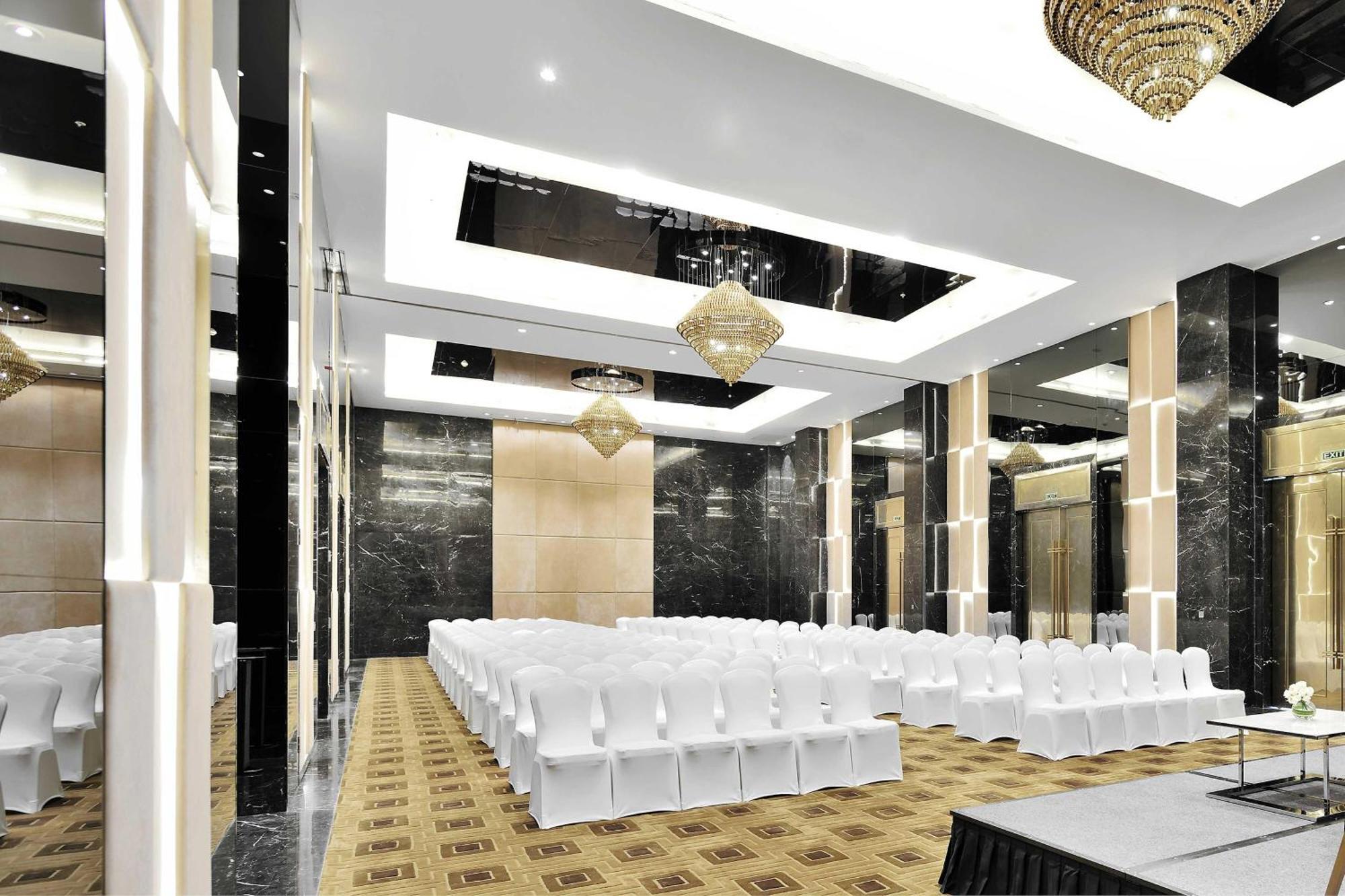 Renaissance Lucknow Hotel, Gomti Nagar Eksteriør billede
