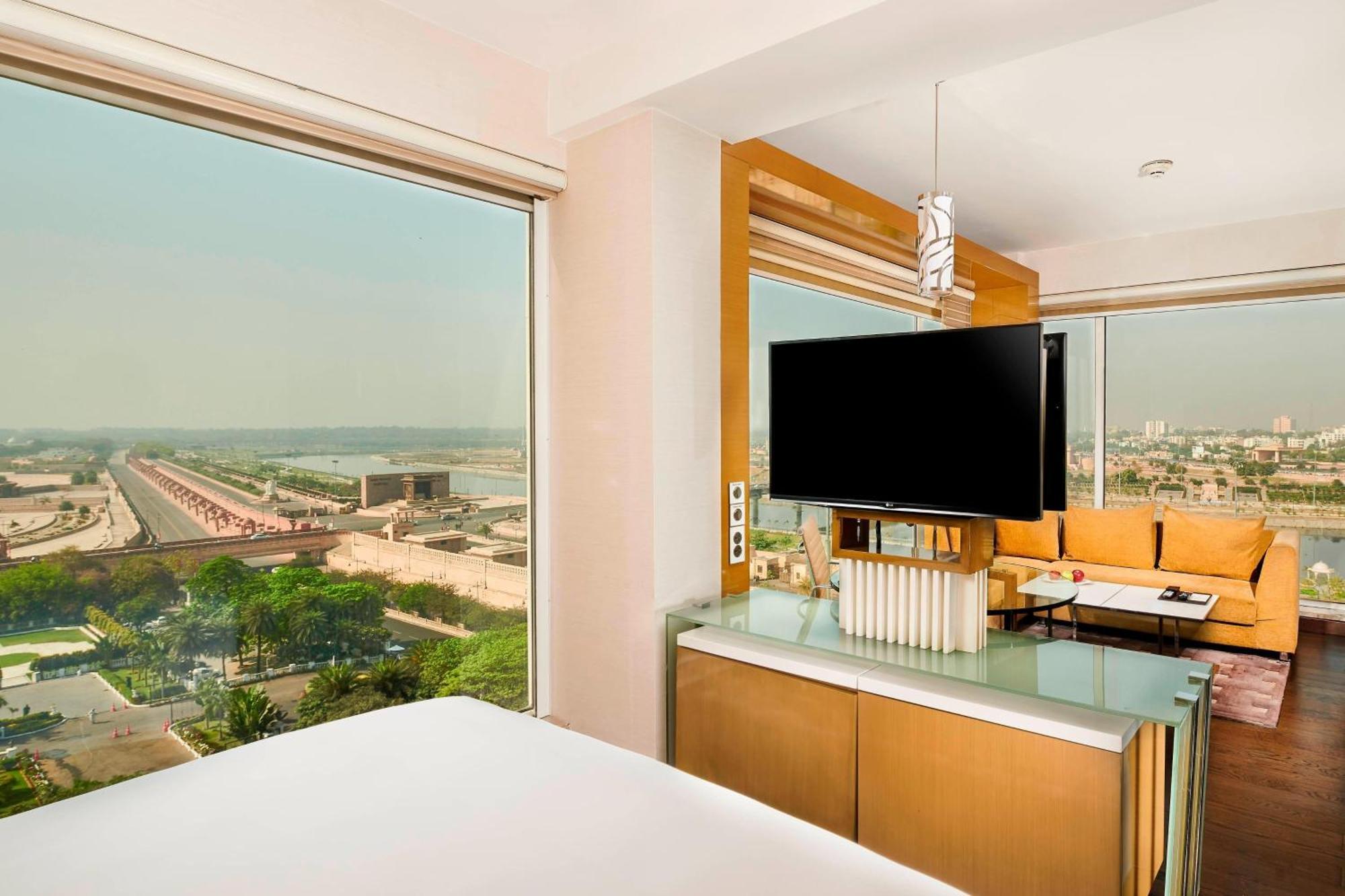 Renaissance Lucknow Hotel, Gomti Nagar Eksteriør billede