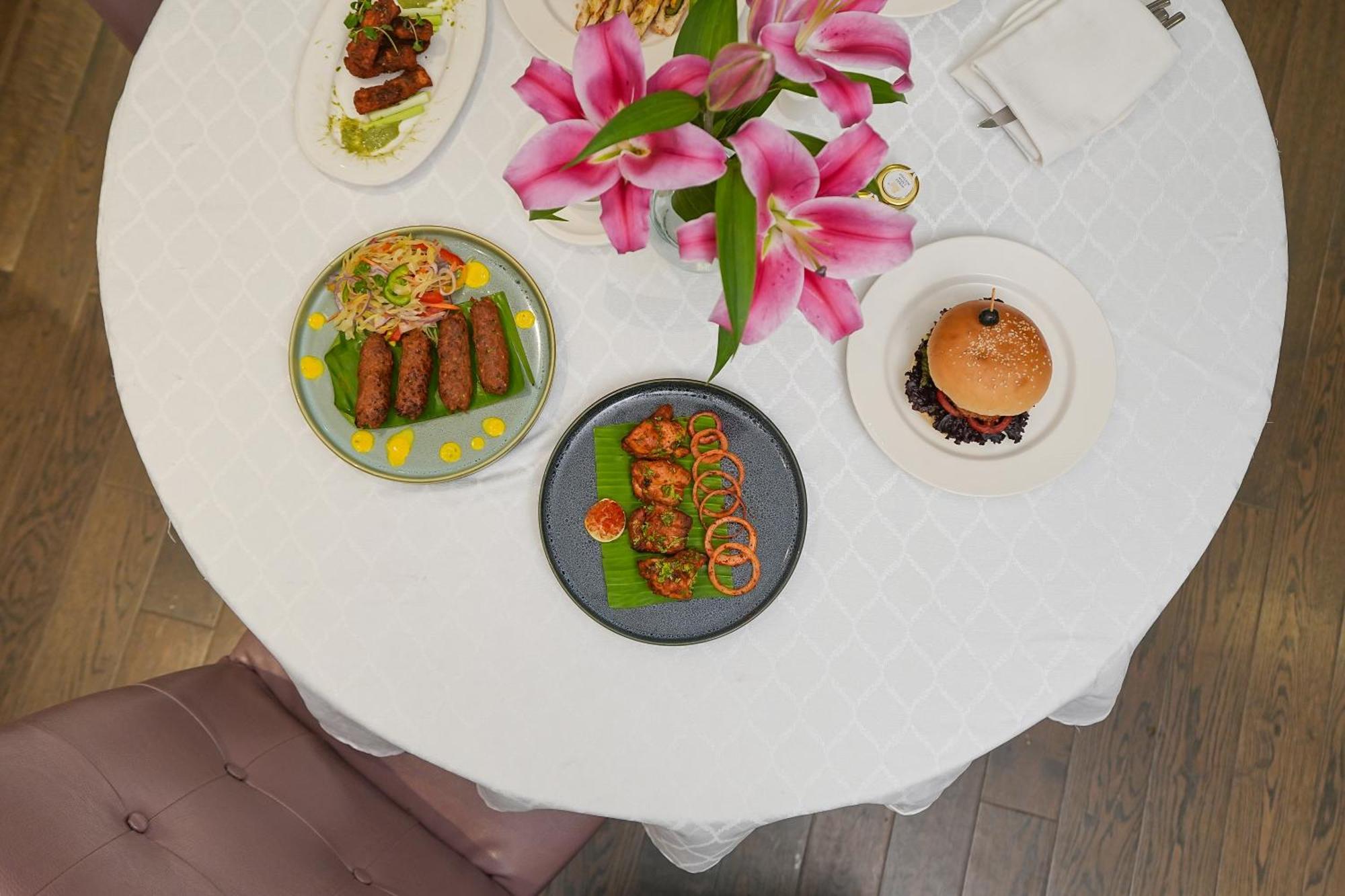 Renaissance Lucknow Hotel, Gomti Nagar Eksteriør billede